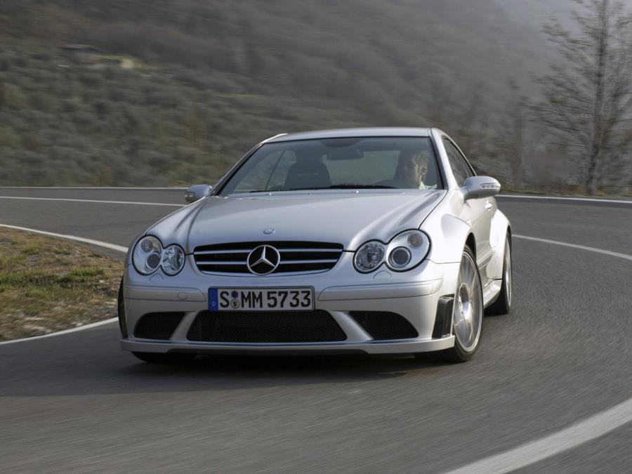  Mercedes-Benz CLK63 AMG Black Edition 2007 года  (фото 40 из 61)